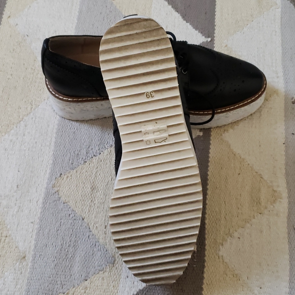 Platform Wingtip - image 3